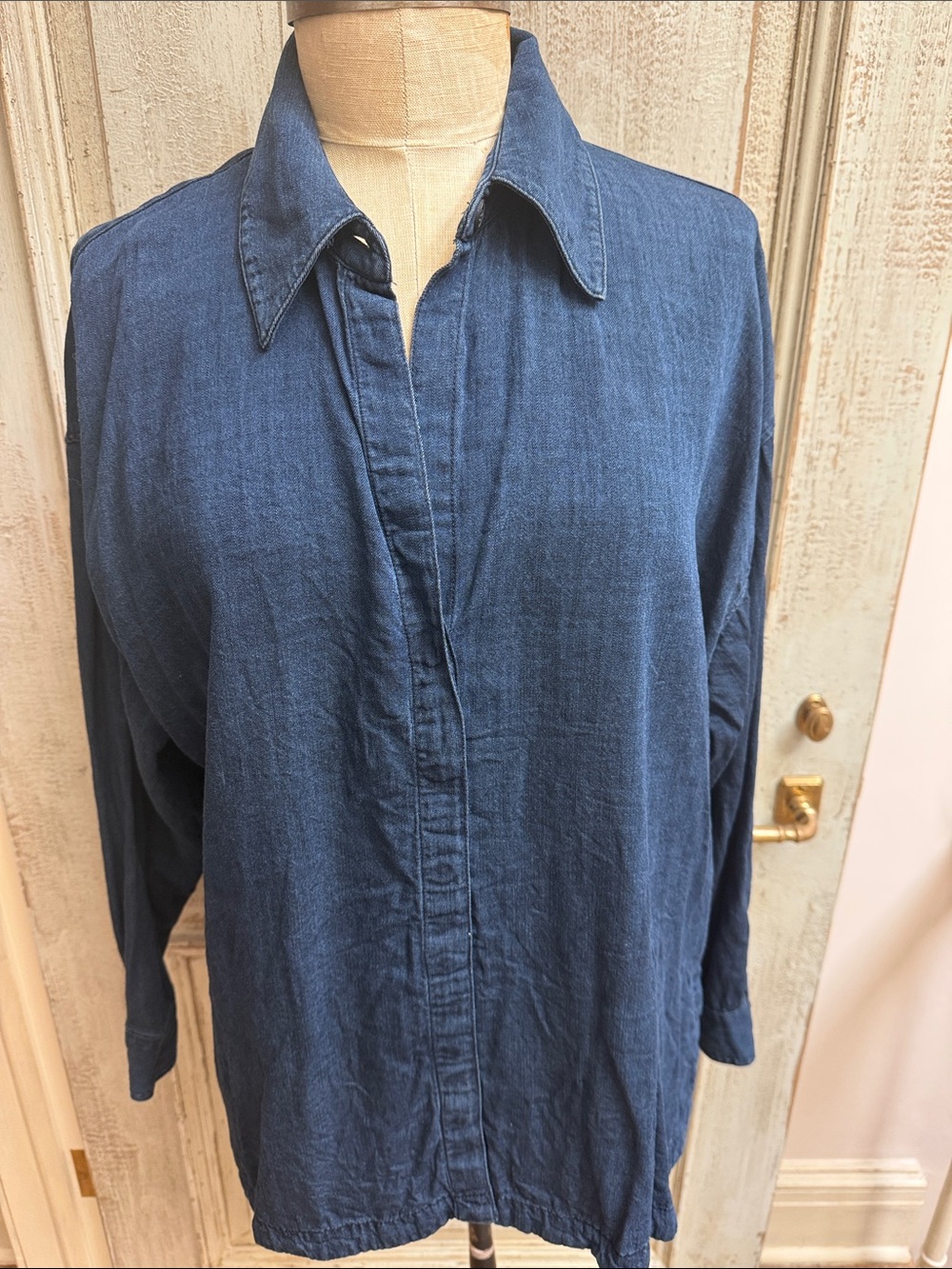 Banana Republic shirt
